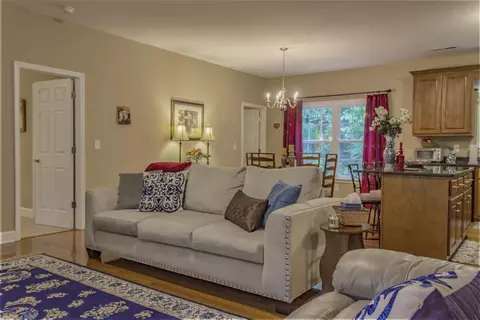 166 Winnipeg Ln, Sylva, NC 28779 photo 4