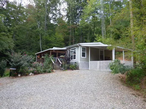 187 Cagle Branch Rd, Sylva, NC 28779 photo 5