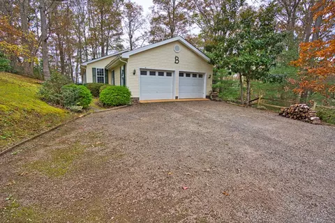243 Hiland Ter, Franklin, NC 28734 photo 33