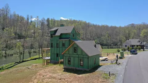156 Grayling Dr, Cullowhee, NC 28723 photo 4