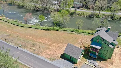 156 Grayling Dr, Cullowhee, NC 28723 photo 1