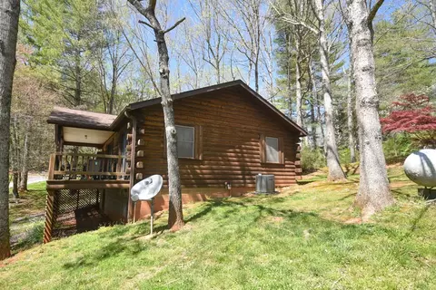 97 Cabin Rd, Franklin, NC 28734 photo 5