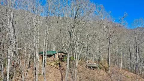 370 Onion Patch Ln, Sylva, NC 28779 photo 6