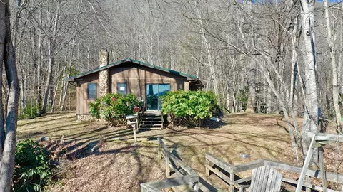 370 Onion Patch Ln, Sylva, NC 28779 photo 4