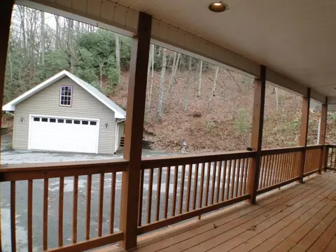 60 E Caesar Rd, Otto, NC 28763 photo 12