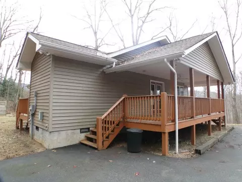 60 E Caesar Rd, Otto, NC 28763 photo 4