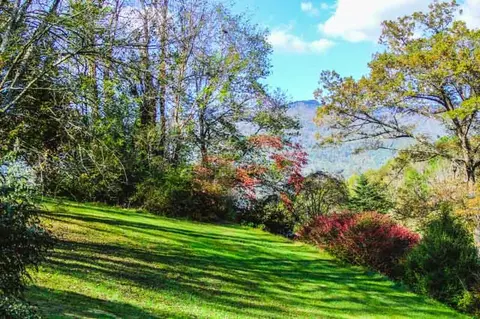 120 Pump Mountian Dr, Sylva, NC 28779 photo 3