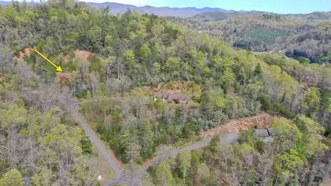 246 Duchess Dr, Sylva, NC 28779 photo 9