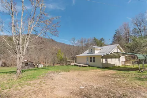2586 Ruby Mine Rd, Franklin, NC 28734 photo 3