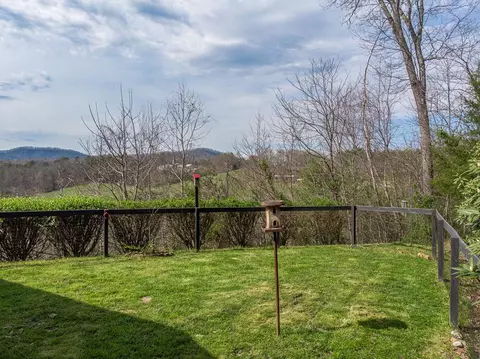 140 Addington Pl, Franklin, NC 28734 photo 26