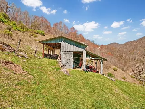 4789 Max Patch Rd, Clyde, NC 28721 photo 16