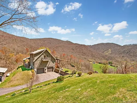 4789 Max Patch Rd, Clyde, NC 28721 photo 1