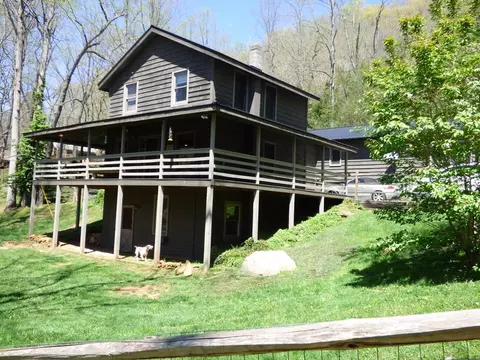 321 Caney Frk, Cullowhee, NC 28723 photo 1