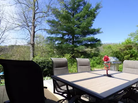 125 Crestview, Sylva, NC 28779 photo 4
