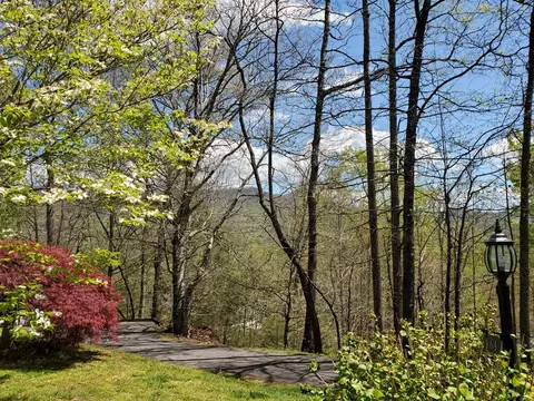 64 Crest Hill Ct, Franklin, NC 28734 photo 32
