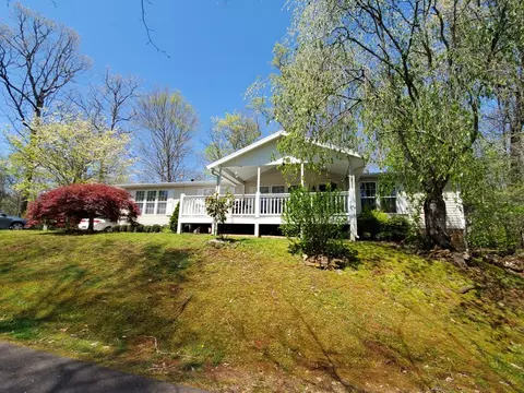 64 Crest Hill Ct, Franklin, NC 28734 photo 38