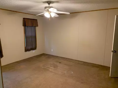 1077 Bell Rd, Otto, NC 28763 photo 3