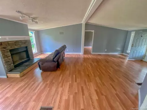 65 Abbott Rd, Canton, NC 28716 photo 3