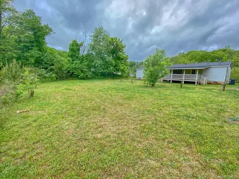 65 Abbott Rd, Canton, NC 28716 photo 1