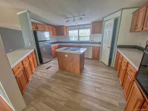 65 Abbott Rd, Canton, NC 28716 photo 2
