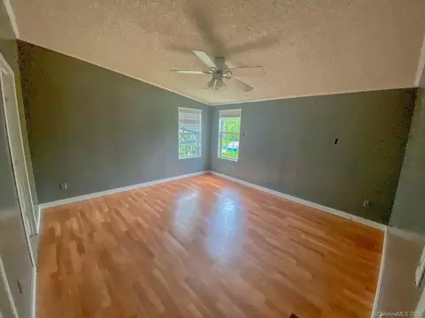 65 Abbott Rd, Canton, NC 28716 photo 4