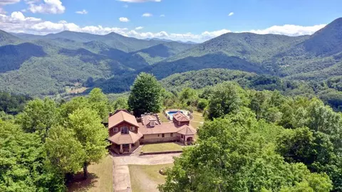 1991 Hemlock Falls Dr, Sylva, NC 28779 photo 1