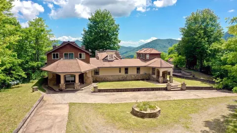 1991 Hemlock Falls Dr, Sylva, NC 28779 photo 3