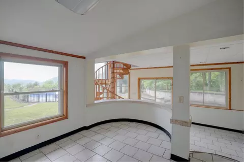 1991 Hemlock Falls Dr, Sylva, NC 28779 photo 9
