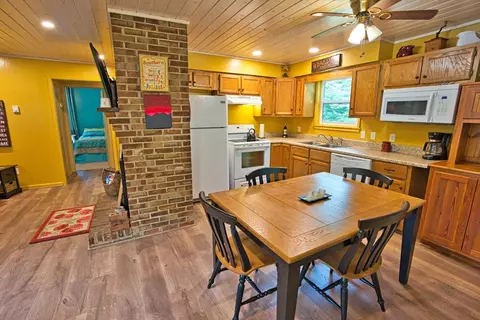 175 Hollyview Cir, Franklin, NC 28734 photo 11