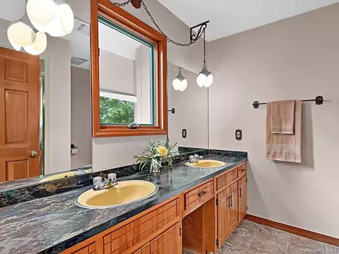 35 Morningside Dr, Clyde, NC 28721 photo 24