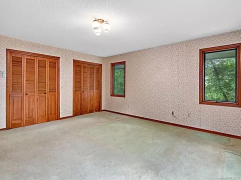 35 Morningside Dr, Clyde, NC 28721 photo 17