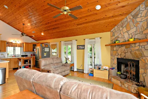 386 Rainbo Dr, Sylva, NC 28779 photo 11