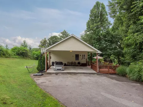 40 Morning Ridge Dr, Franklin, NC 28734 photo 3