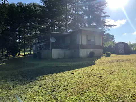 2834 Old Murphy Rd, Franklin, NC 28734 photo 3