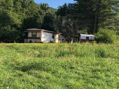 2834 Old Murphy Rd, Franklin, NC 28734 photo 17