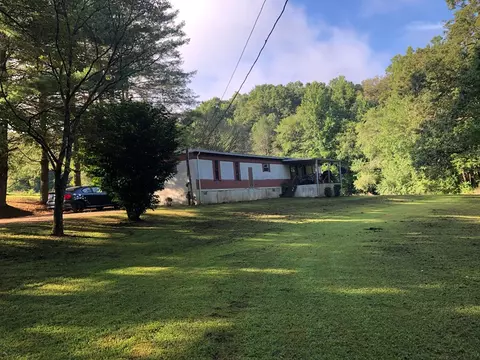 2834 Old Murphy Rd, Franklin, NC 28734 photo 2