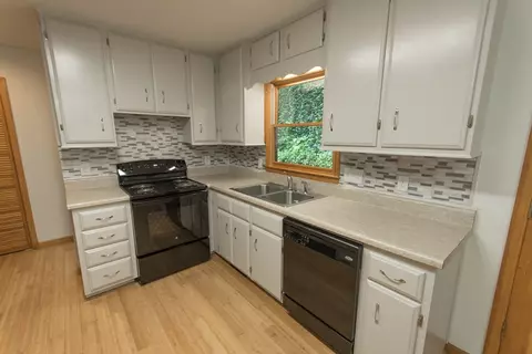 155 Pinecrest Dr, Franklin, NC 28734 photo 4