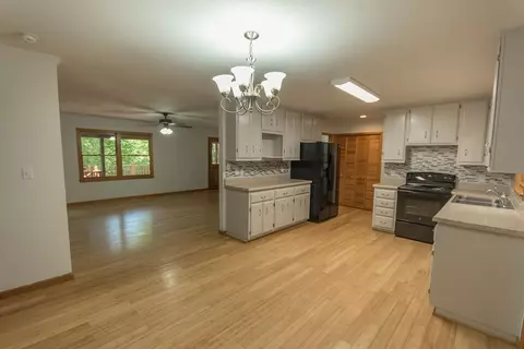 155 Pinecrest Dr, Franklin, NC 28734 photo 6