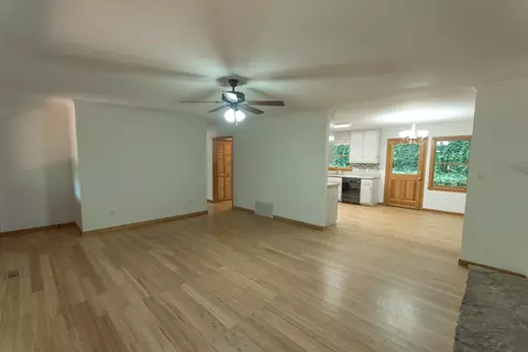 155 Pinecrest Dr, Franklin, NC 28734 photo 8