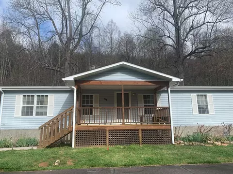 290 Chickamauga Cir, Sylva, NC 28779 photo 1