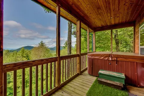 415 Clayson Dr, Cullowhee, NC 28723 photo 9