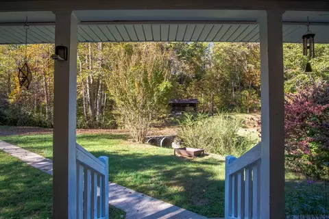 173 Old Grasshopper Rd, Sylva, NC 28779 photo 24