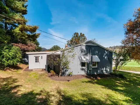 8 Mitchell St, Canton, NC 28716 photo 17