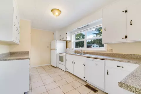 74 S Sunset Ln, Sylva, NC 28779 photo 5