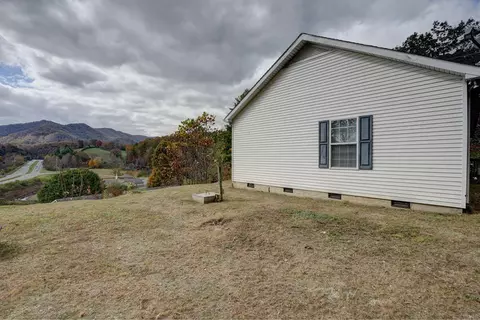 208 Weldon Hall Rd, Sylva, NC 28779 photo 7