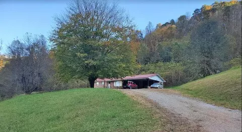 135 Brown Ridge Rd, Sylva, NC 28779 photo 1