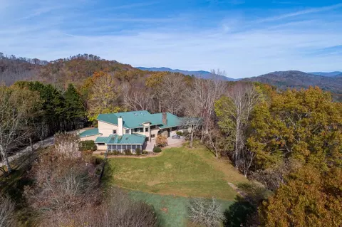 406 Buchanan Loop, Sylva, NC 28779 photo 4