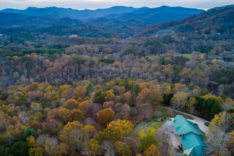 406 Buchanan Loop, Sylva, NC 28779 photo 3