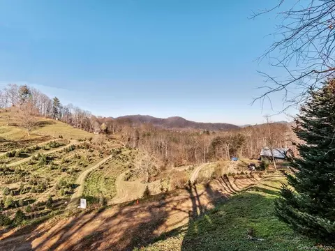 334 Summerset Dr, Clyde, NC 28721 photo 37