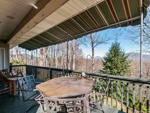 334 Summerset Dr, Clyde, NC 28721 photo 14